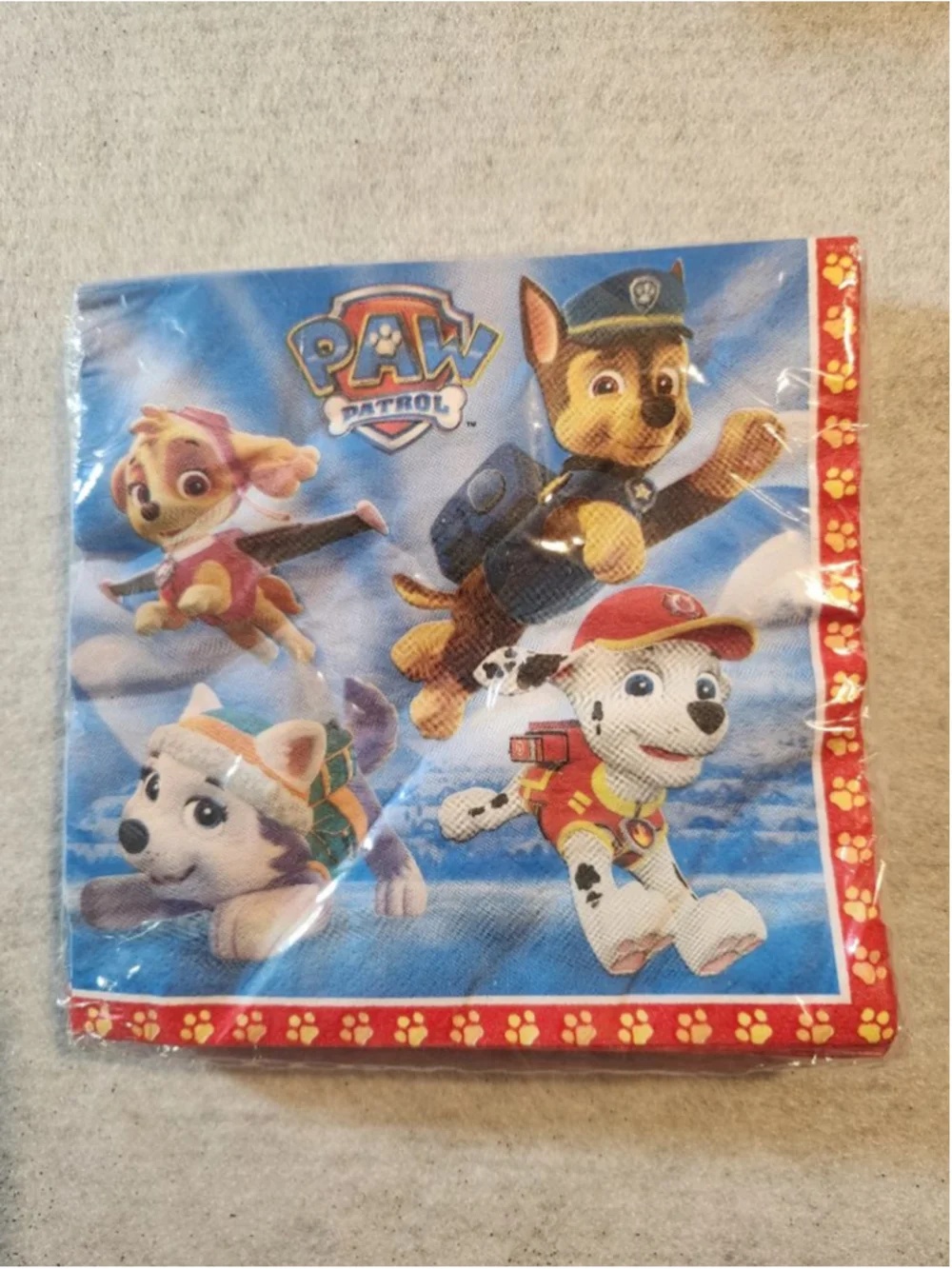 10 Piece Paw Patrol Birthday Party Supplies Tablecloths, Napkins, Plates, Favors